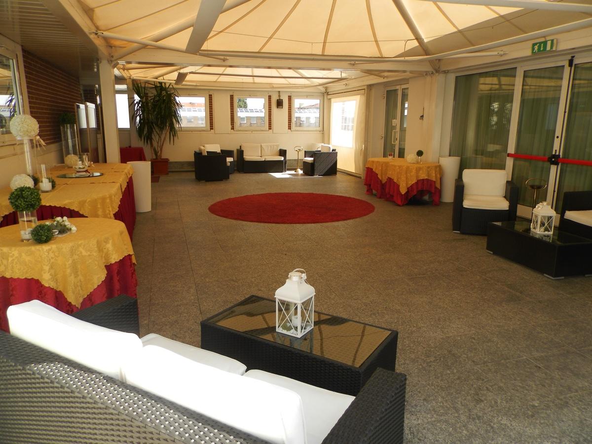 Agora' Palace Hotel Biella Esterno foto
