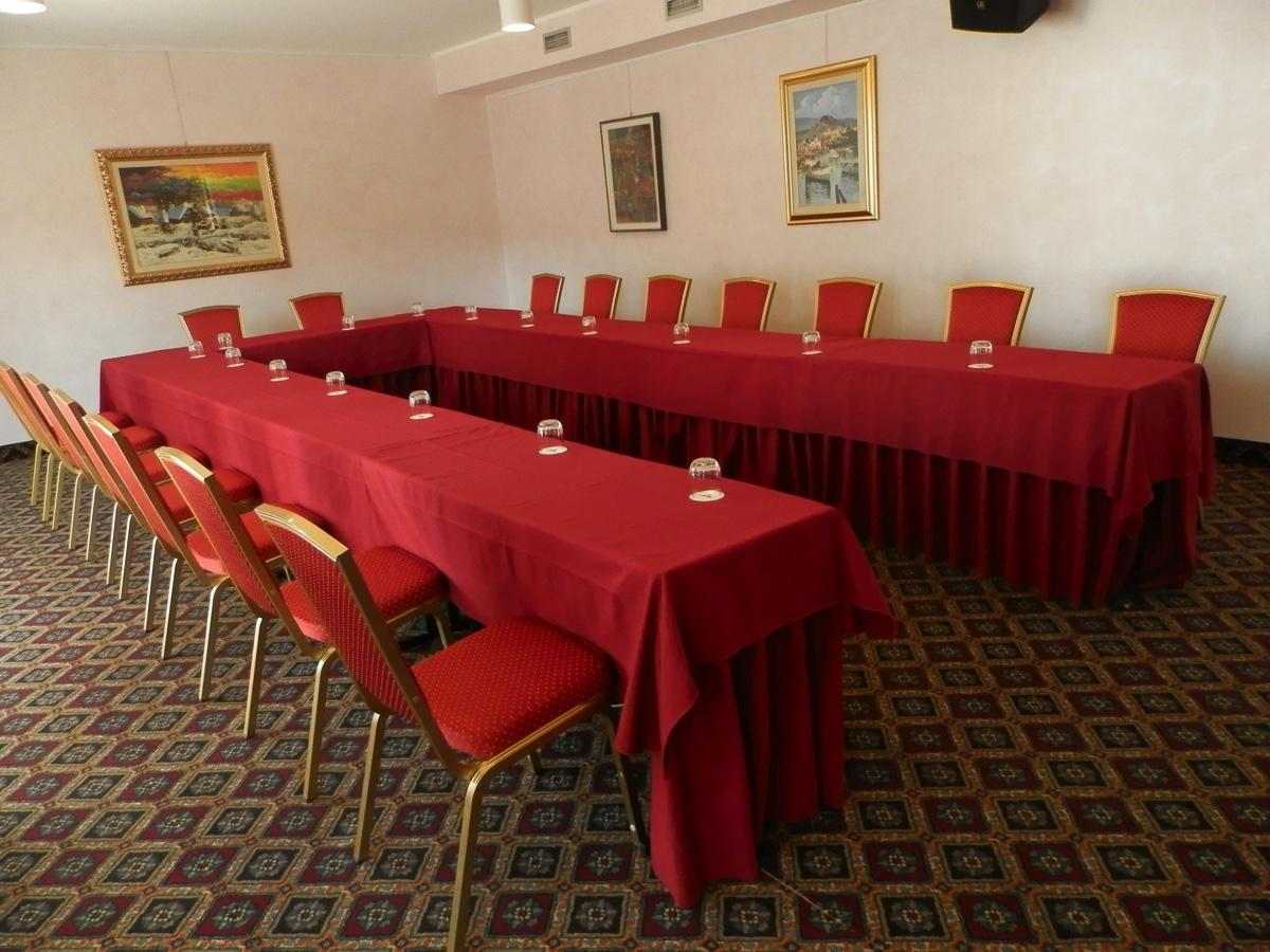 Agora' Palace Hotel Biella Esterno foto