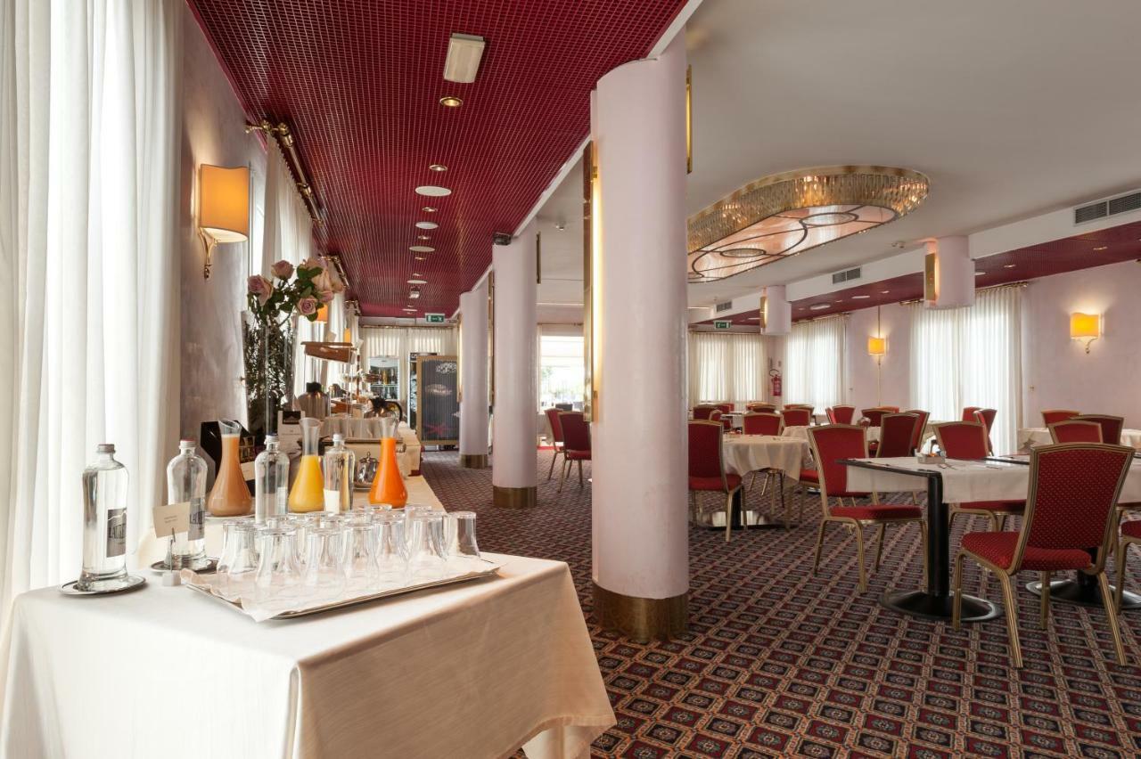 Agora' Palace Hotel Biella Esterno foto